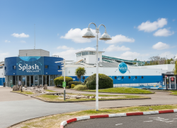 Splash_Waterworld_resized_250.png